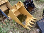 Used Bucket in yard,Back of used Deere Bucket,Used Deere Bucket in yard,Front of used Bucket